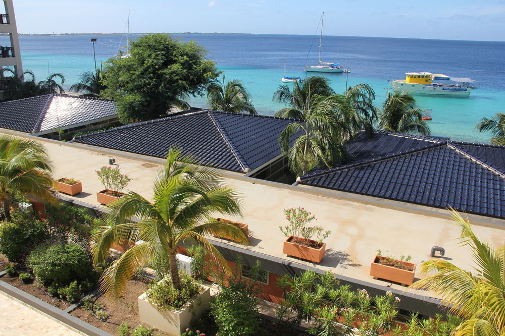 Bonaire Seaside Apartments Экстерьер фото